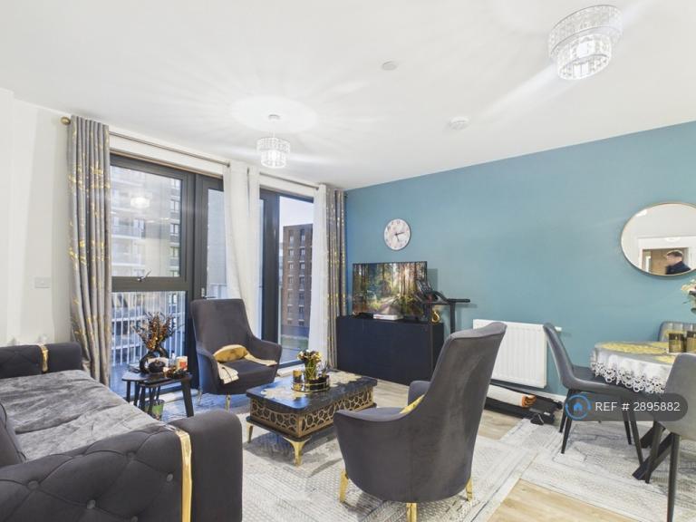 2 bedroom flat in Marquess House, London, NW10 (2 bed) (#2895882)