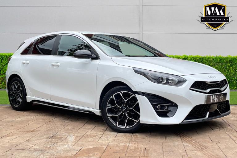 2023 Kia Ceed 1.5T GDi ISG GT-Line 5dr - FULL KIA SERVICE HATCHBACK Petrol Manual