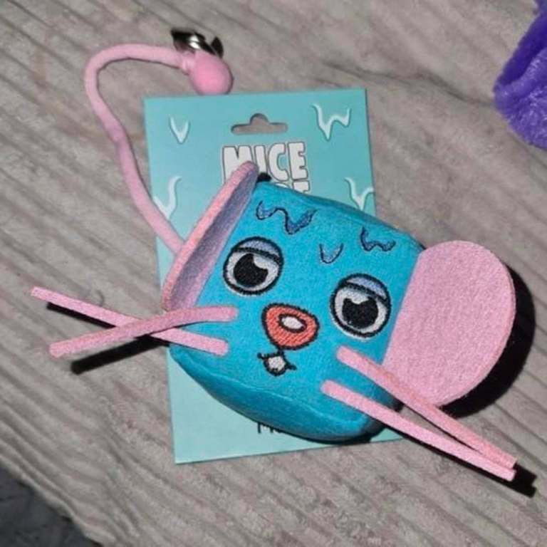 Mouse cube catnip toy