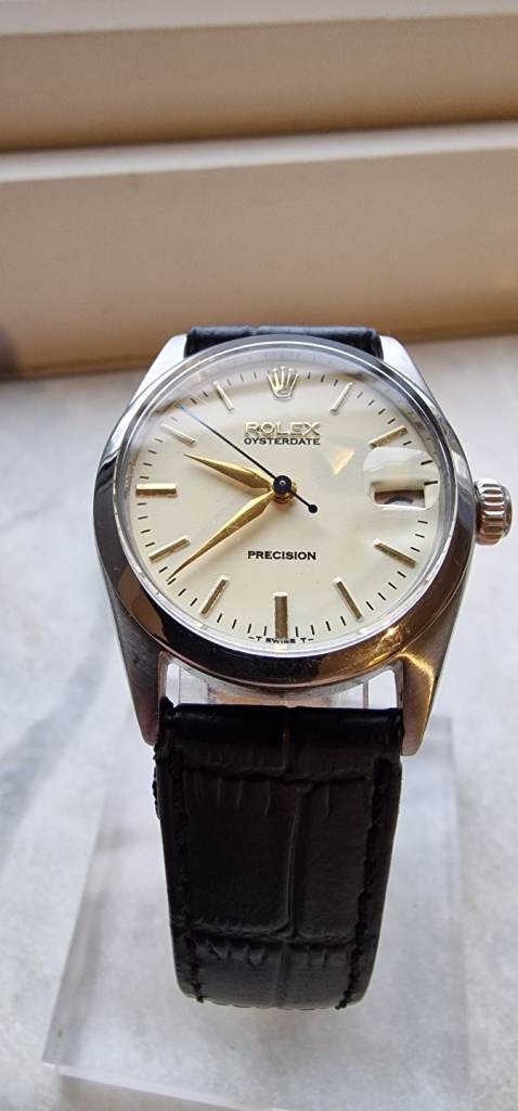 Rolex Oysterdate 6466 vintage 30mm mechanical watch from 1952