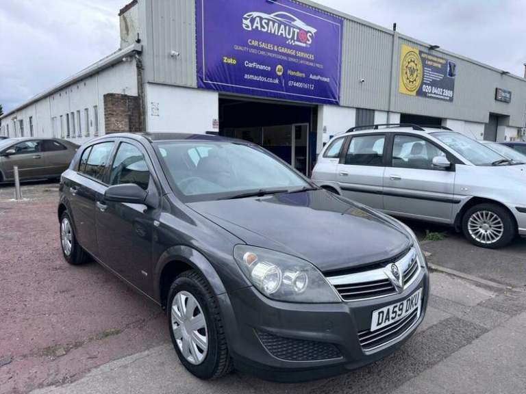2009 Vauxhall Astra 1.8i 16v Life 5dr HATCHBACK Petrol Automatic