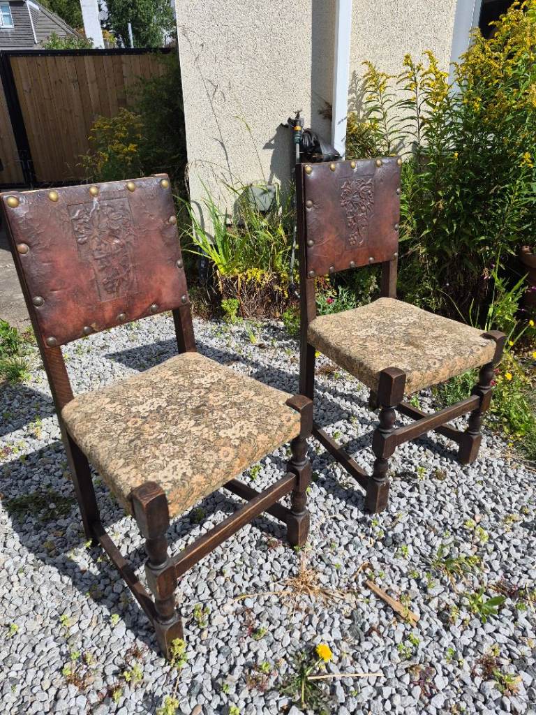2 Dining chairs