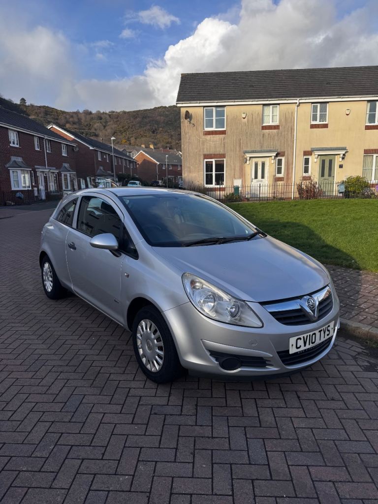 Vauxhall Corsa 1.0L 2010