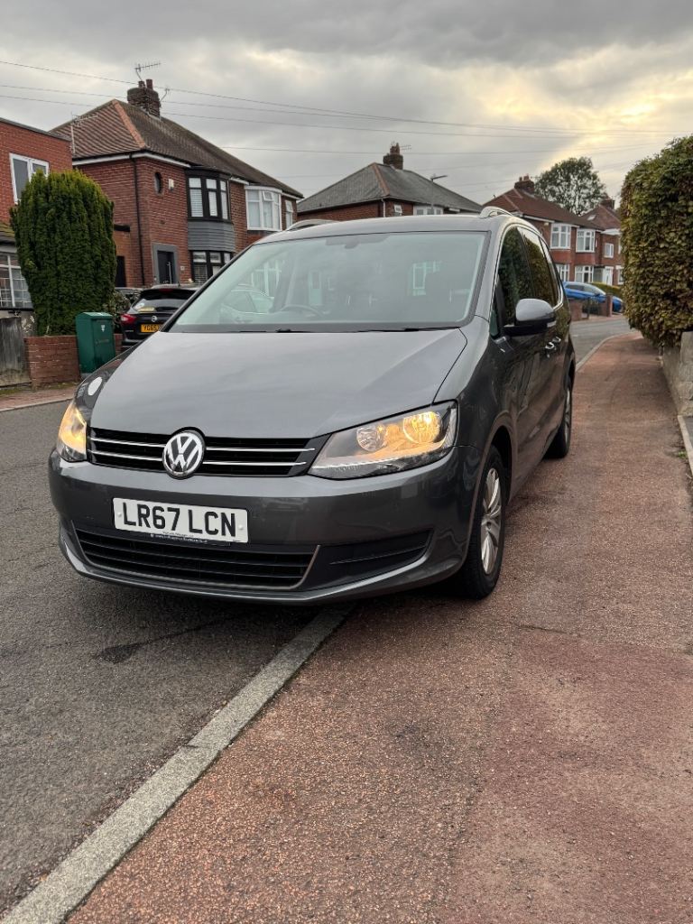 Volkswagen, SHARAN, MPV, 2017, Semi-Auto, 1968 (cc), 5 doors