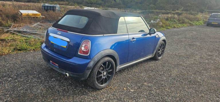 Mini, CONVERTIBLE, Convertible, 2013, Manual, 1598 (cc), 2 doors