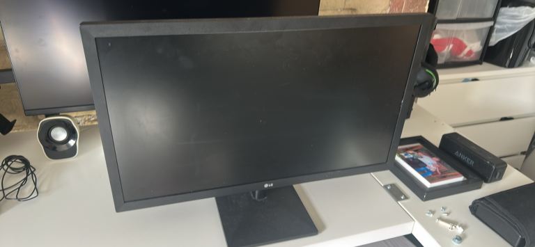 LG 24MK400H