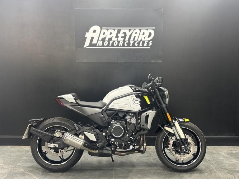 CFMOTO 700 CL-X SPORT