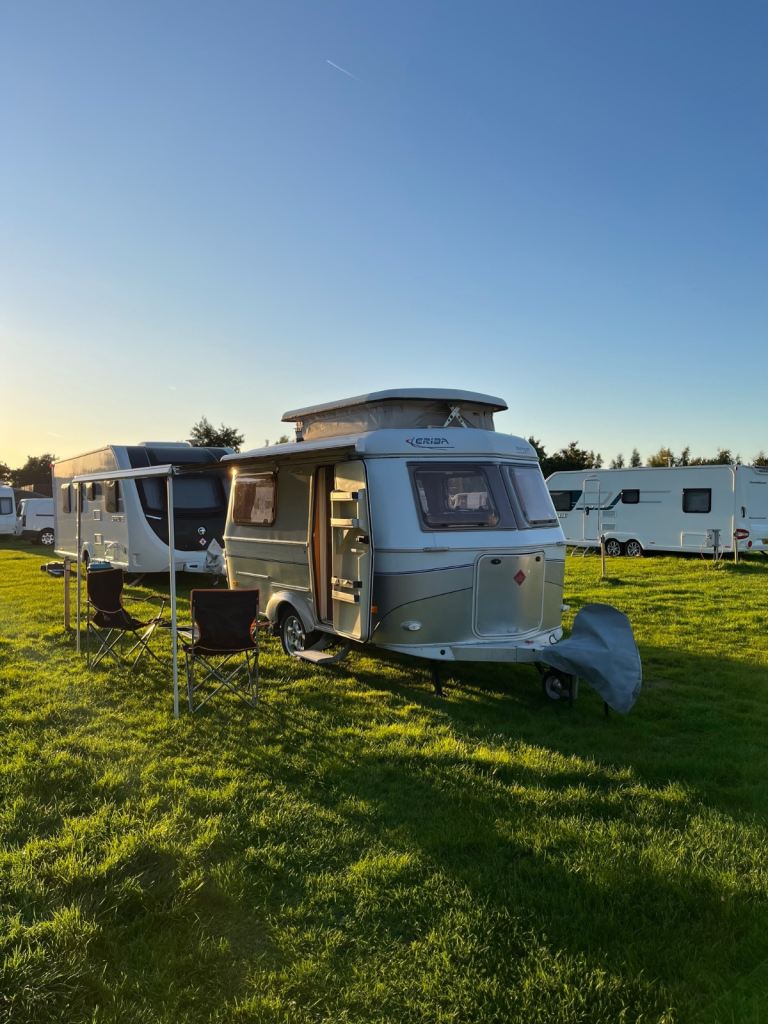 Eriba familia 310GT caravan 