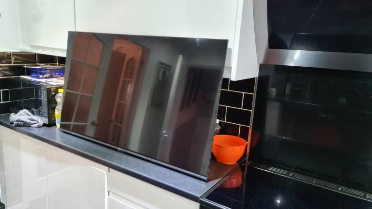  HISENSE 55A6KTUK 55" Smart 4K Ultra HD HDR LED TV with Amazon Alexa