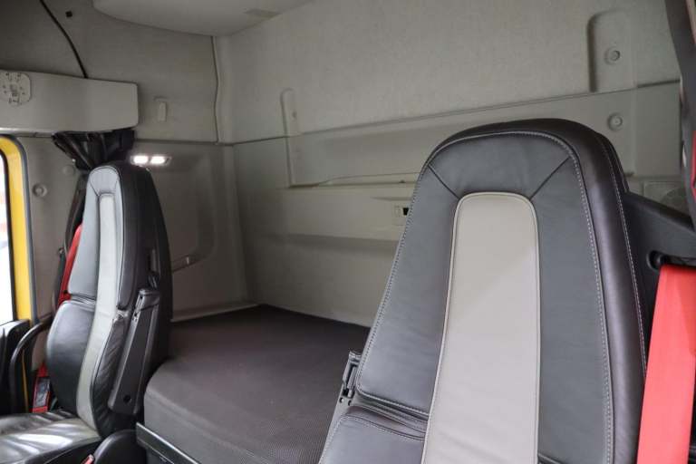 2019 (69 PLATE) Volvo FH460 6x2 Euro 6 Tractor Units