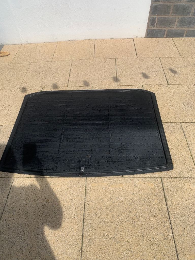Genuine Skoda Karoq boot liner 