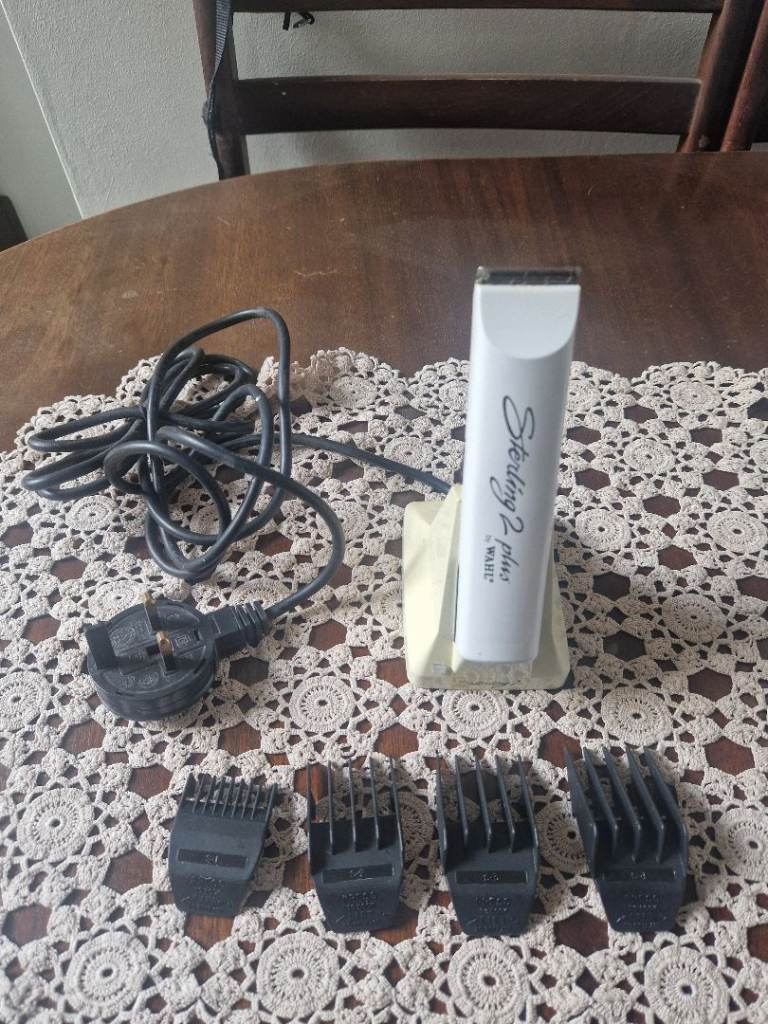 Wahl Vintage Sterling 2 Plus Hair Clippers with Attachments 