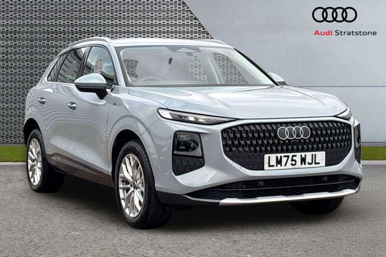 2025 Audi Q3 1.5 e-Hybrid Sport 5dr S Tronic [Sound+Vision] SUV Plug-In Hy Automatic