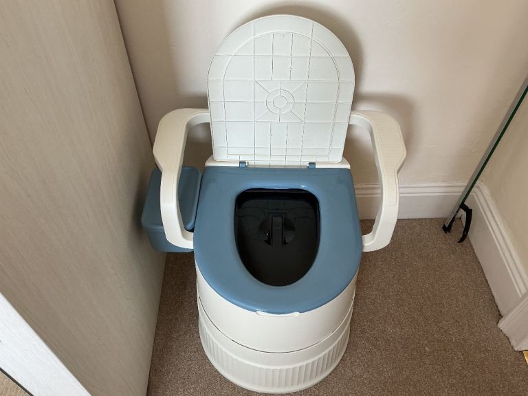 Portable Toilet (brand new)