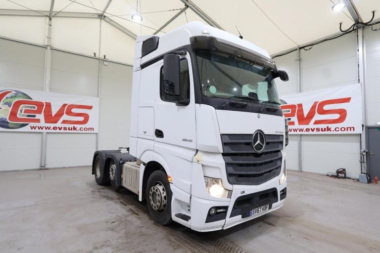 2017 (67 PLATE) Mercedes Benz Actros 2545 6x2 Euro 6 Tractor Units