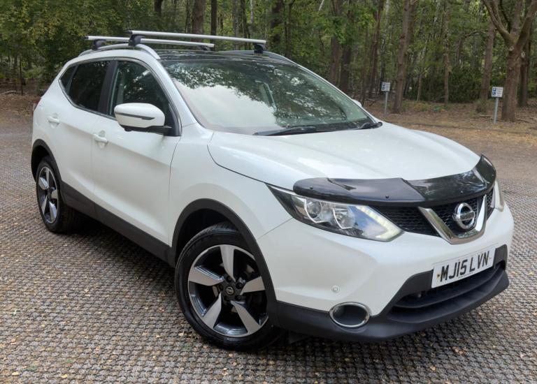 2015 Nissan Qashqai 1.5 dCi n-tec+ SUV 5dr Diesel Manual 2WD Euro 5 (s/s) (110 ps) HATCHBACK Dies...