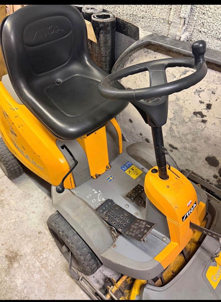 Stiga villa 14 hst mower