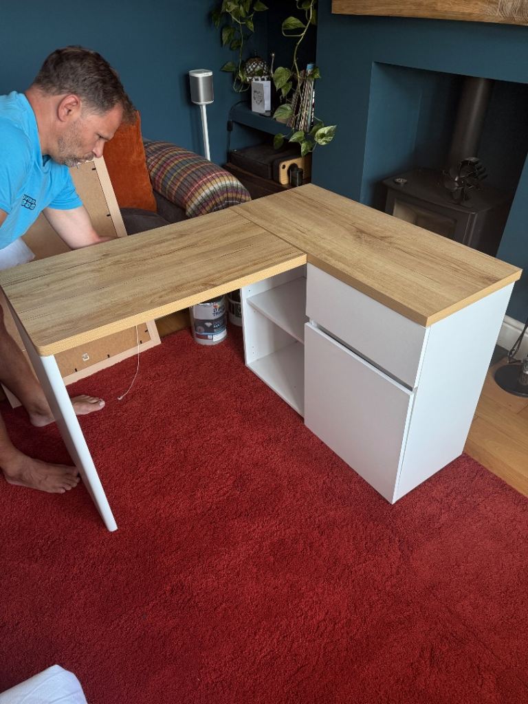 L-Shaped Corner Desk with Storage – As Good As New