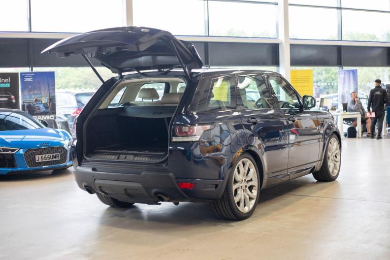 2017 Land Rover Range Rover Sport 5.0 V8 S/C Autobiography Dynamic 5dr Auto ESTATE PETROL Automatic