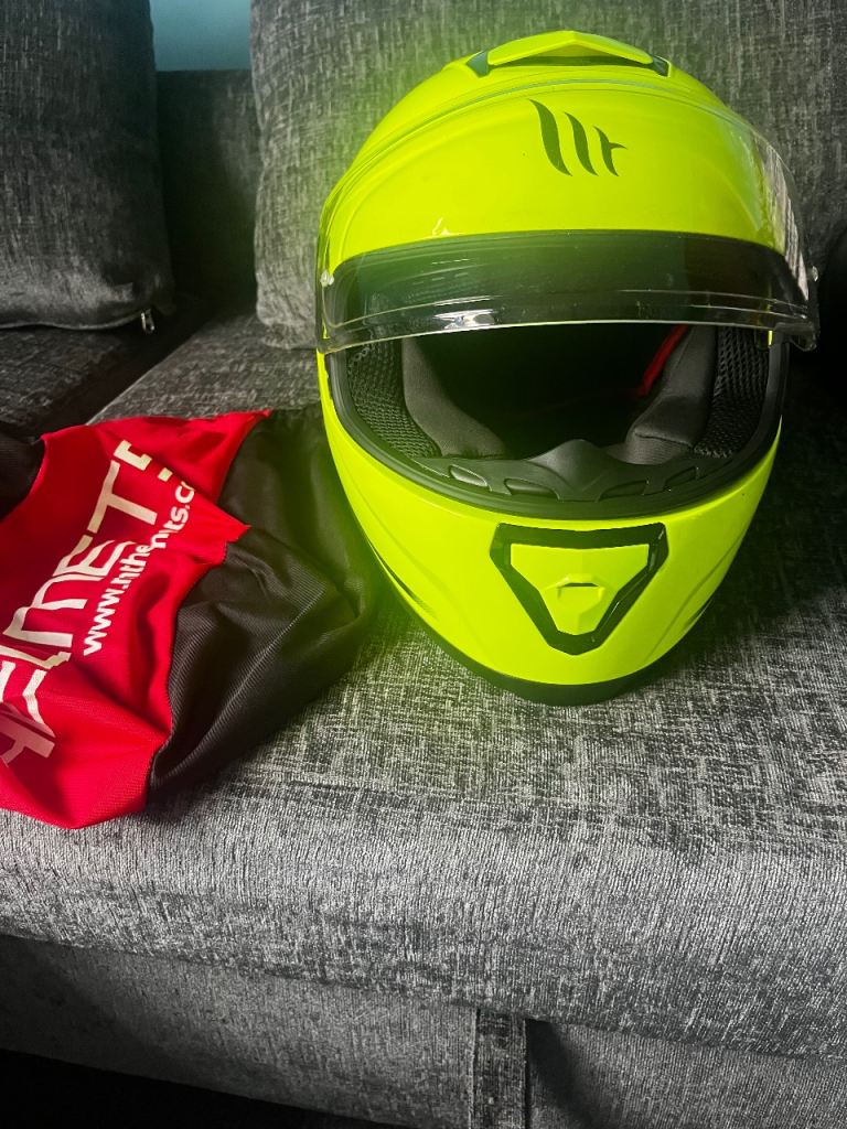 Unused MT helmet Thunder3