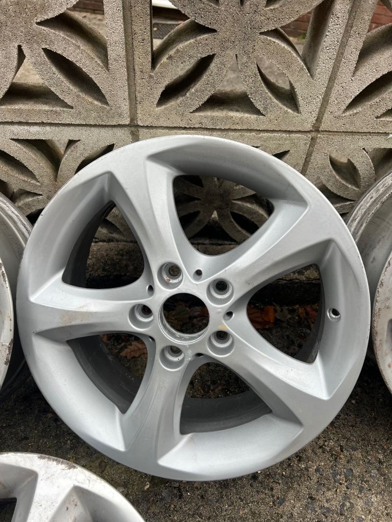BMW 1 series rims 18.5