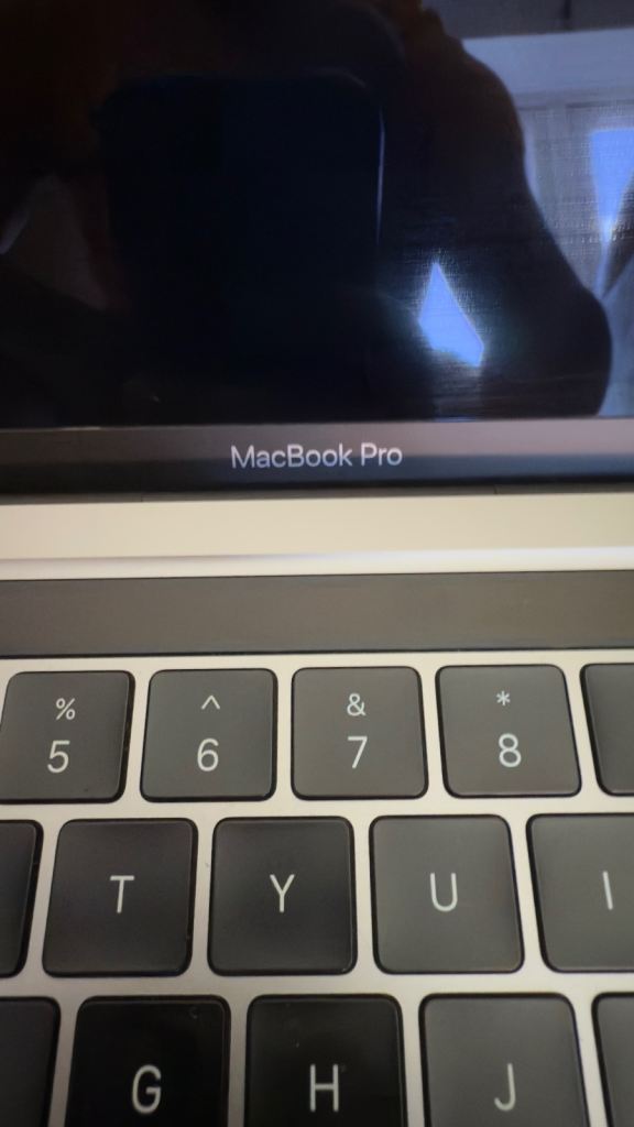 MacBook Pro 13 - 2020 - As good as new