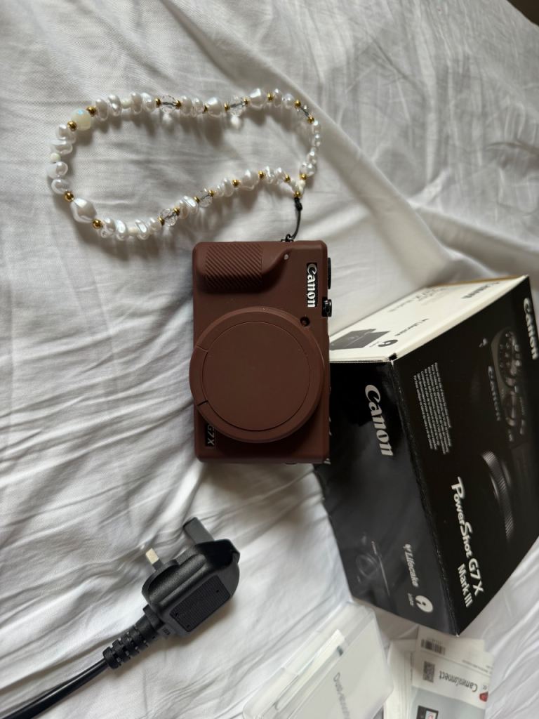 Canon PowerShot G7X Mark III Digital Camera with Accessories