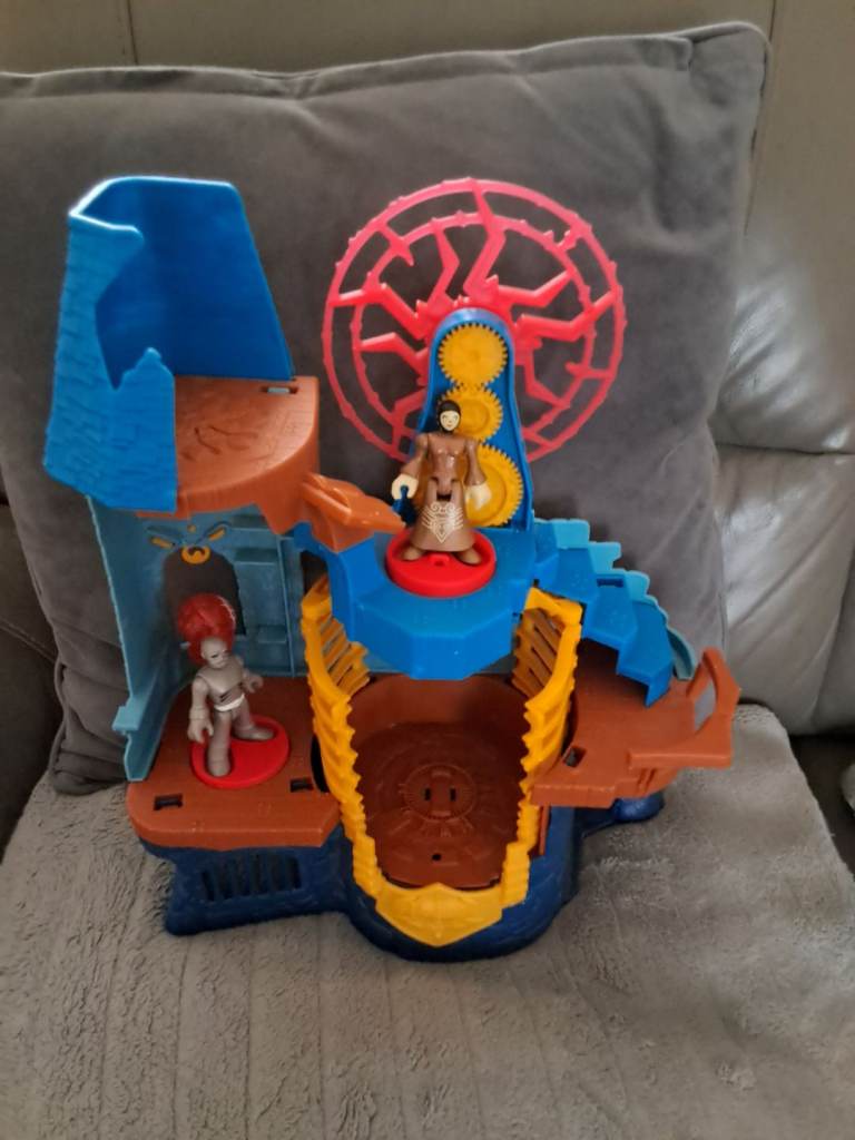 Fisher Price Imaginext Power Rangers Rita Repulsa and Moon Base Playset ...