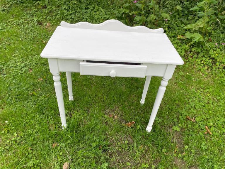 White Dressing Table with Drawer