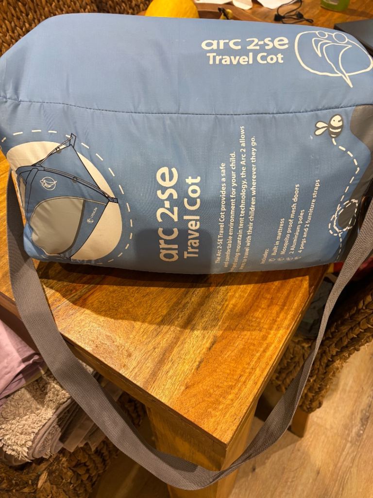 Arc 2-se Travel cot 