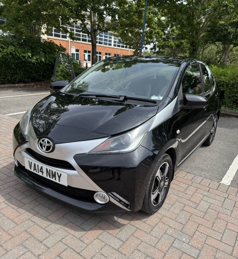 Toyota, AYGO, Hatchback, 2014, Manual, 998 (cc), 5 doors