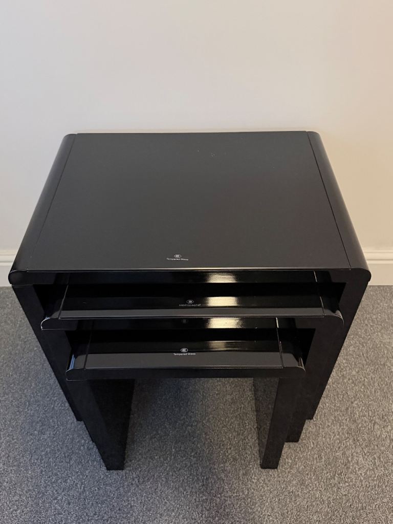 image for 3 mini living room tables