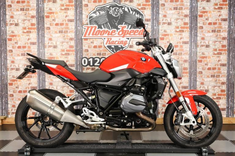 2017 BMW R1200 R - 16,831 MILES - FSH - FRESH SERVICE AND MOT - 3 OWNERS