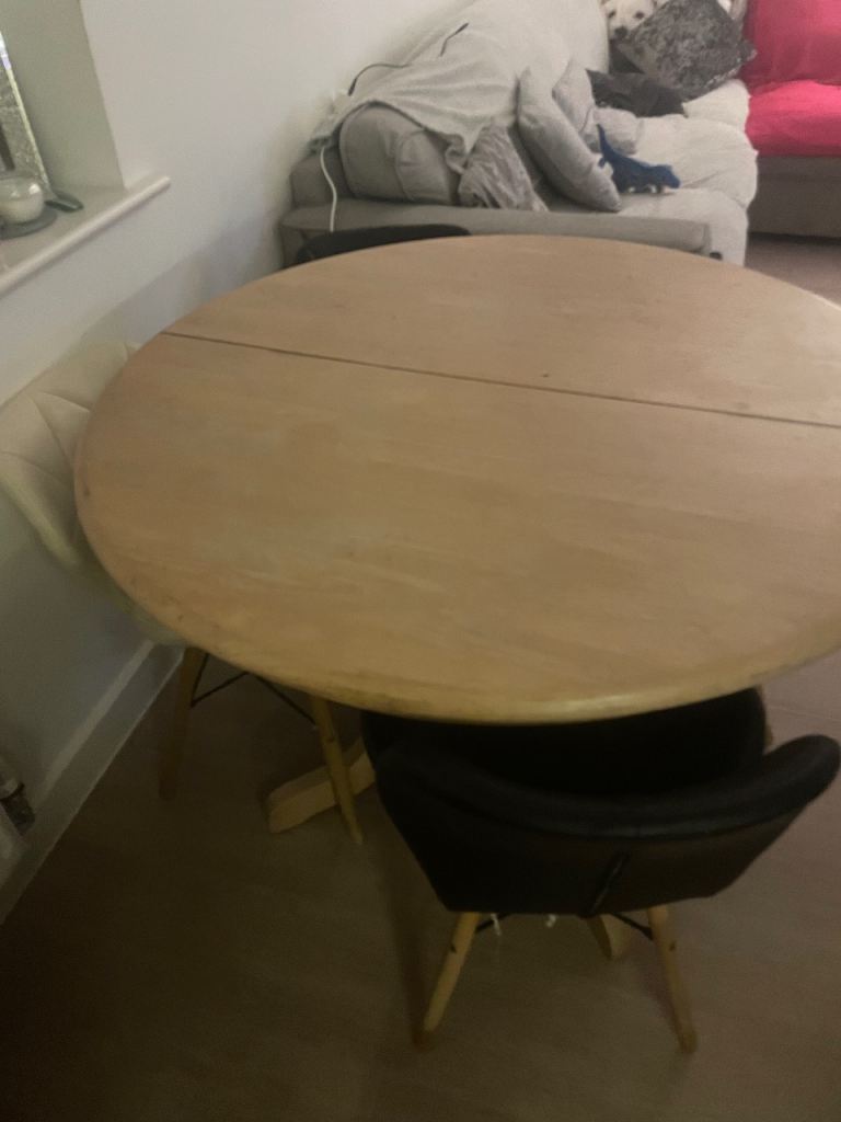 Pine table and 4 chairs 