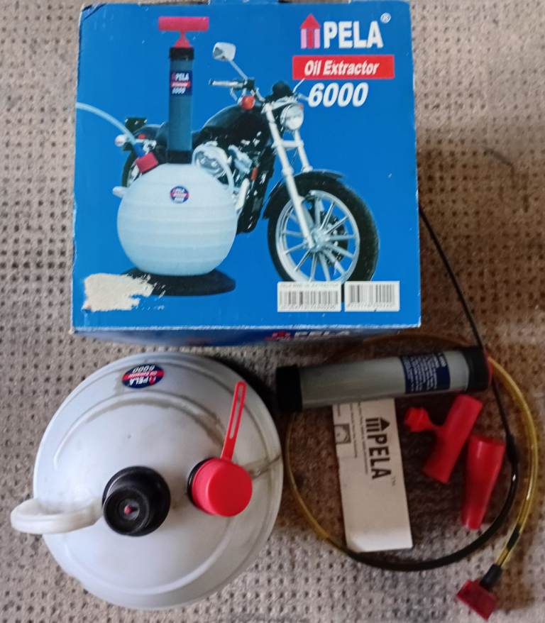 Pela oil extraction pump 