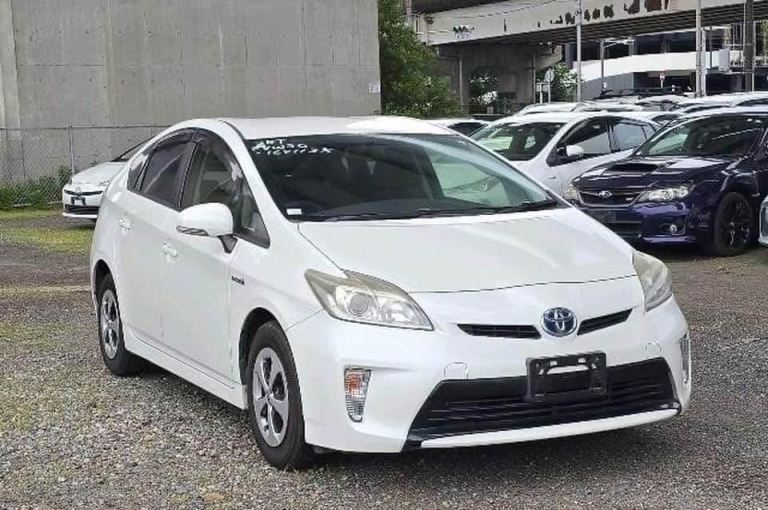 Toyota, PRIUS HYBRID, 2013, 1797 (cc)