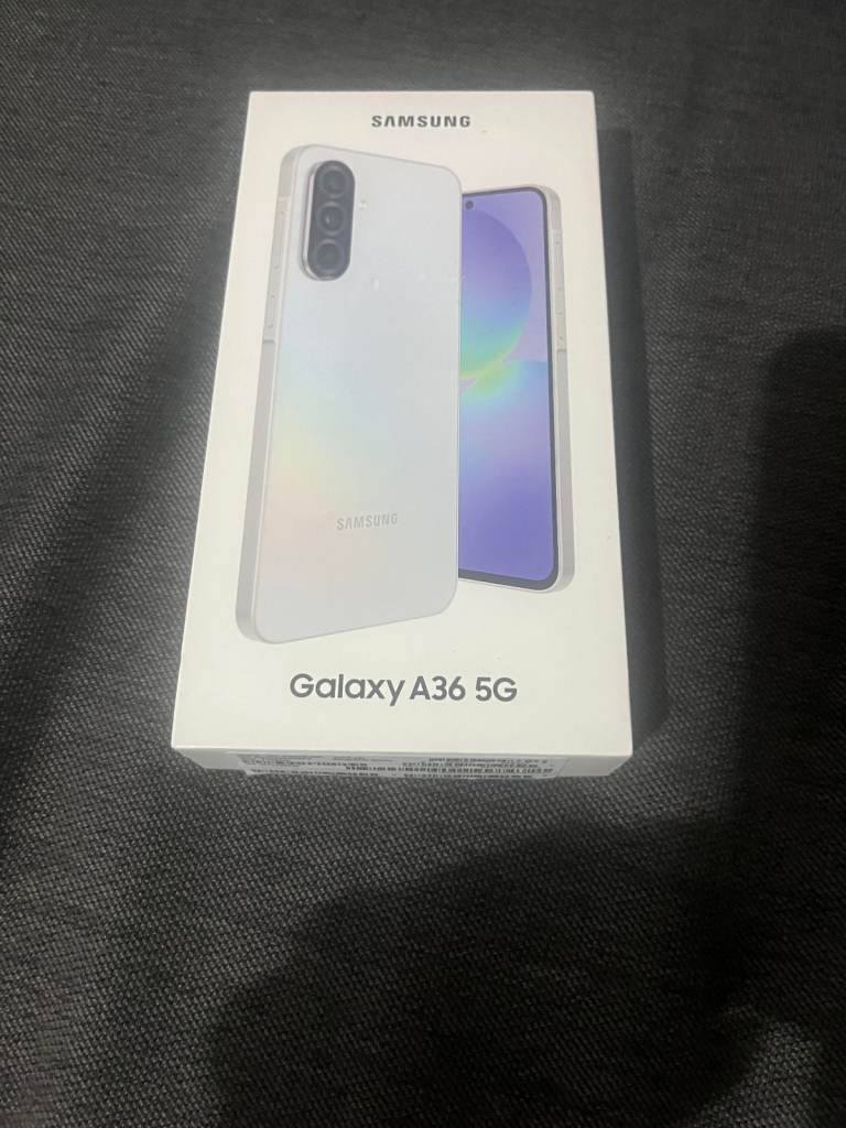 BRAND NEW SEALED SAMSUNG GALAXY A36 5G 256GB 6.7 INCH SUPER AMOLED DISPLAY BLACK ANDROID MOBILE