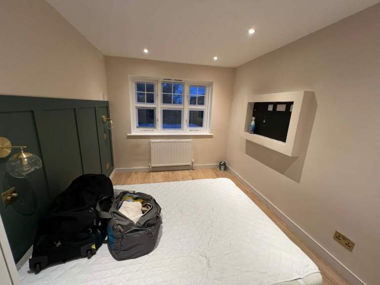 Room to a single female 