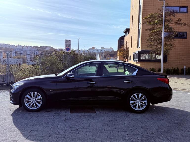 2017 Infiniti Q50 2.2d Executive 4dr SALOON Diesel Manual