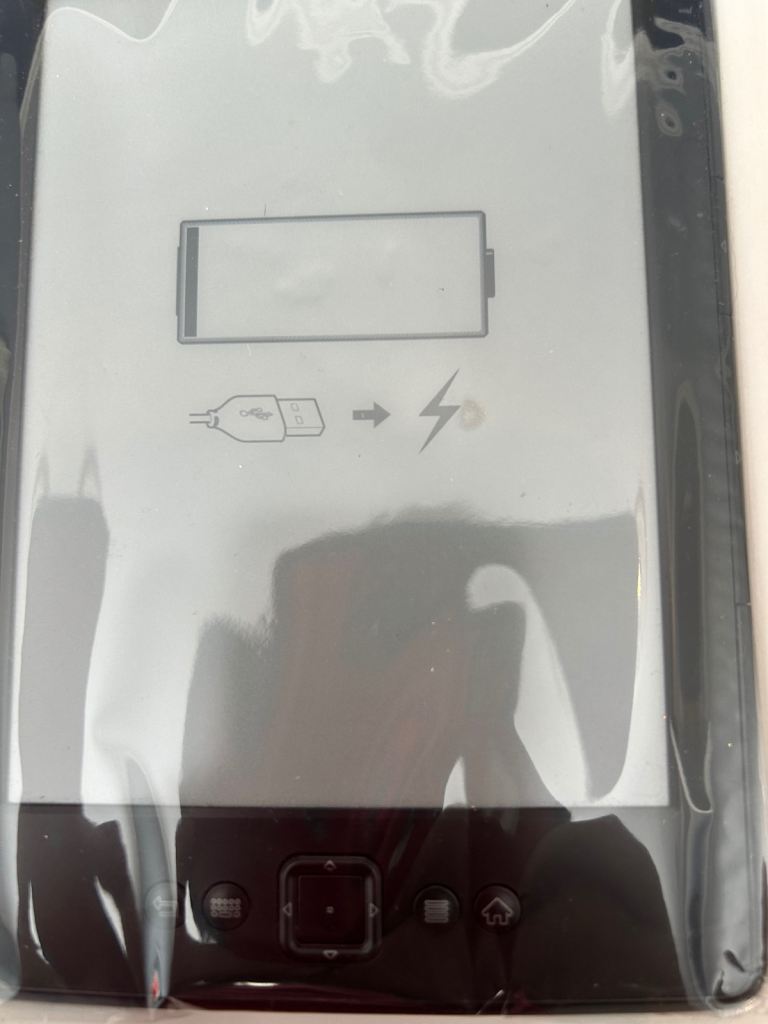 Amazon Kindle E-Reader with Wi-Fi – Good Condition