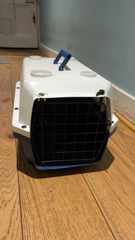 Cat carrier