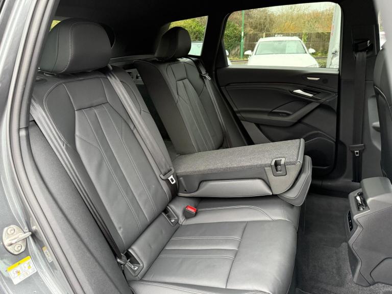 2025 Audi Q6 e-tron 285kW Quattro 100kWh S Line 5dr Auto ESTATE ELECTRIC Automatic