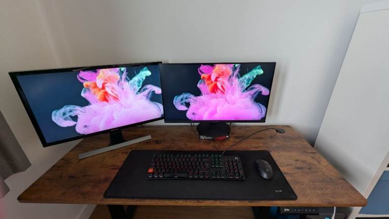 FEZIBO Height Adjustable Electric Standing Desk