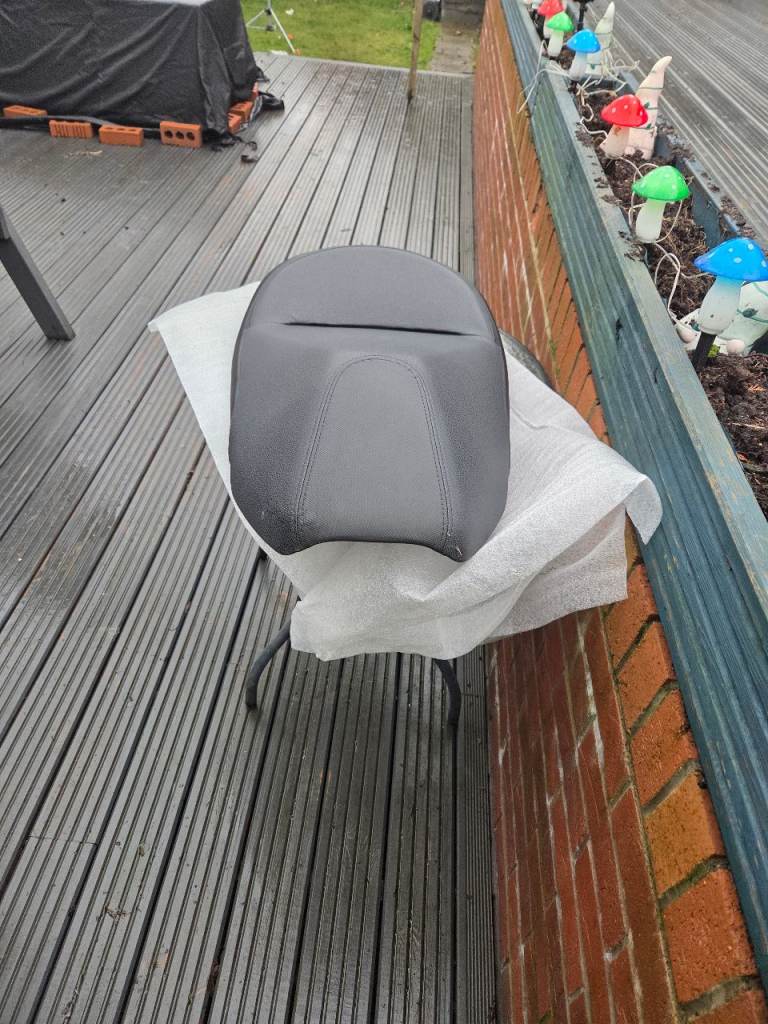 Honda forza 125  seat 