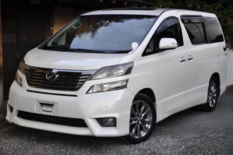 2010 Toyota Vellfire Platinum Selection MPV Petrol Automatic