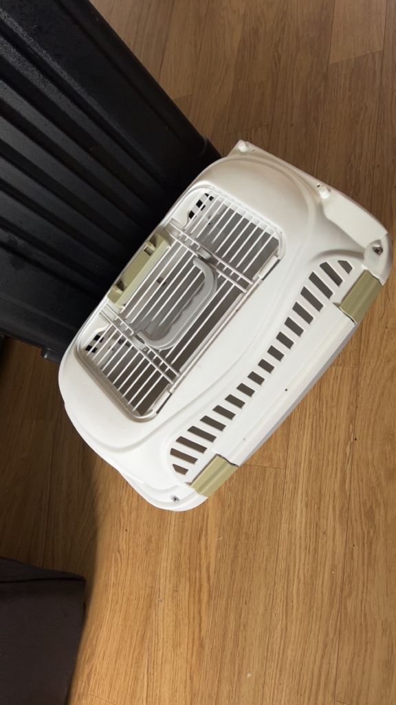 Cat carrier