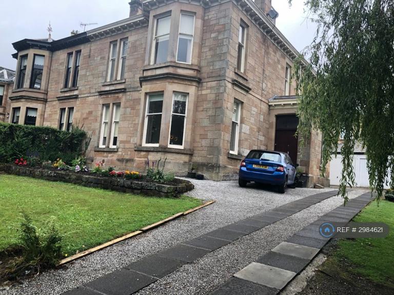2 bedroom flat in Newark Drive, Glasgow, G41 (2 bed) (#2984621)