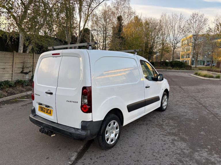 2012 Peugeot Partner*Berlingo*NO VAT*NEW MOT*CLEAN AND TIDY*