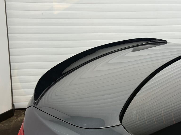 2014 BMW 3 Series 318D SPORT INDIVIDUAL SPEC  SALOON Diesel Manual