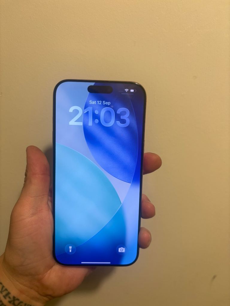 iPhone 16 pro max 256gb